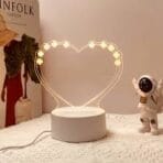 Heart-Shaped Crown Message Board LED Lamp - Image 3